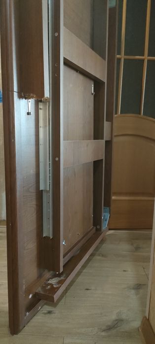 Стол для гостиной