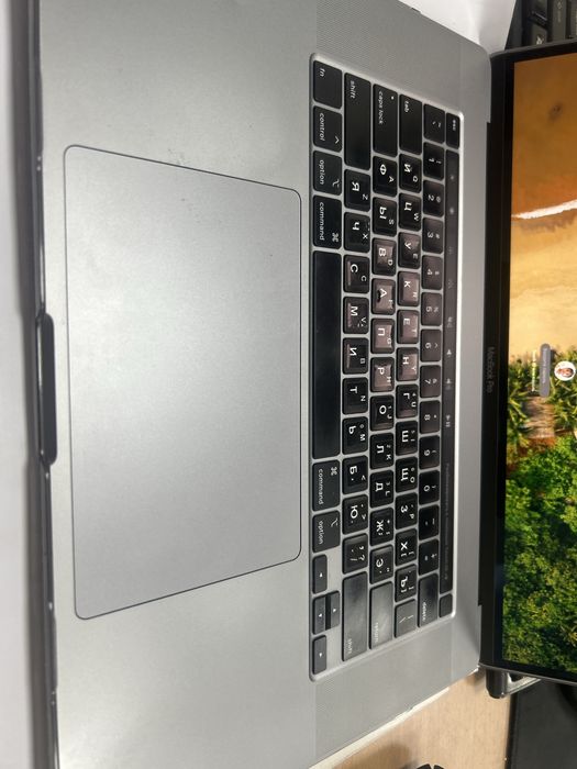 Macbook pro 2019 16/512 без обмена