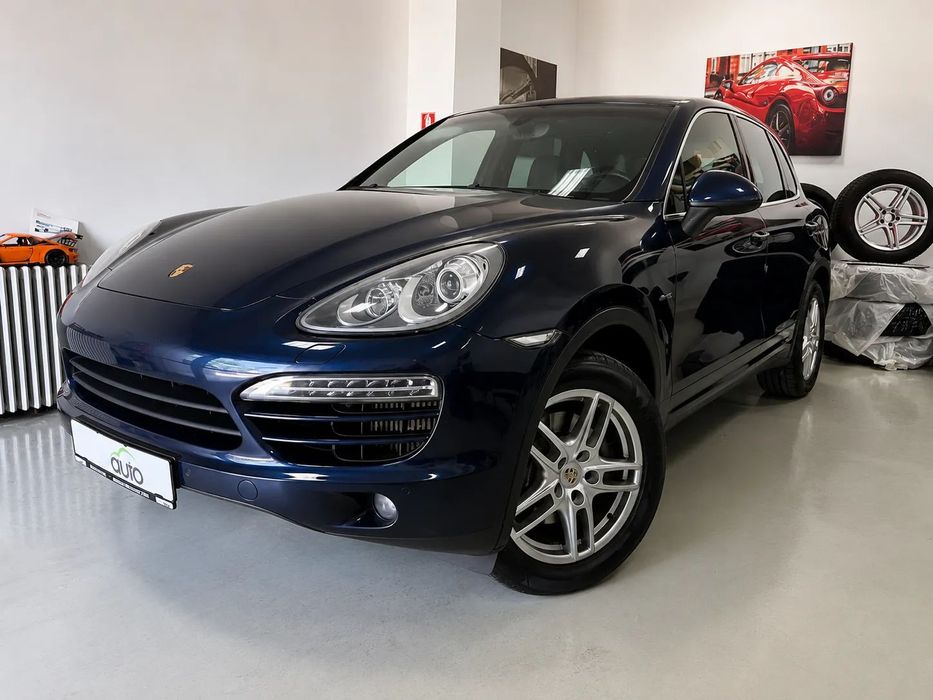 Porsche Cayenne Stoc fizic. Istoric complet service. Fara daunalitate.