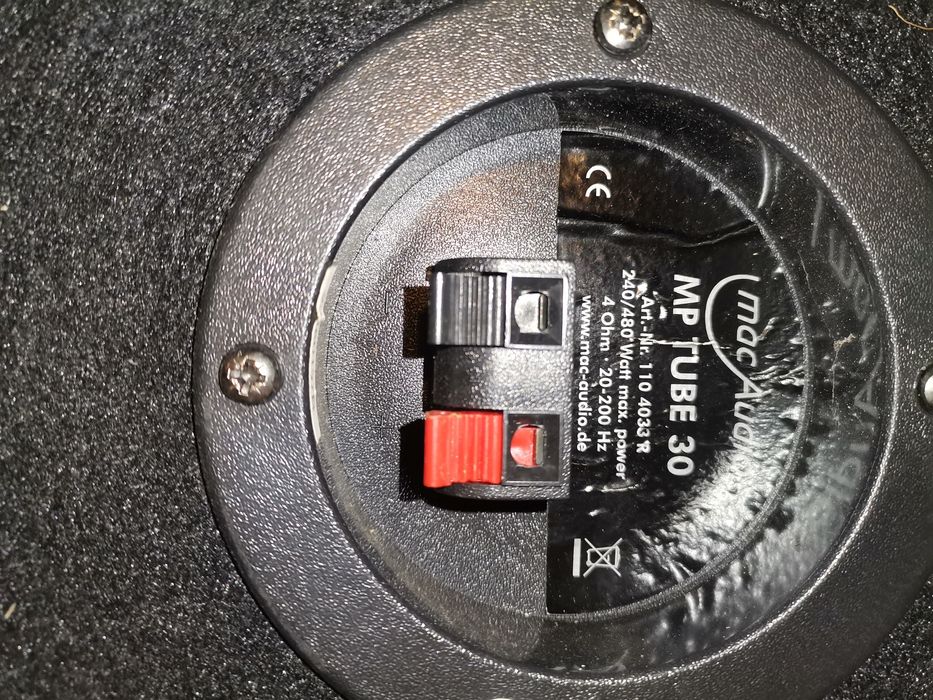 Boxă bass auto 100w perfect funcțională, adusă din Germania,tun de bas