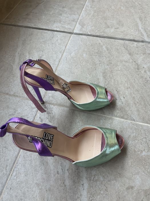 Дамски обувки Moschino