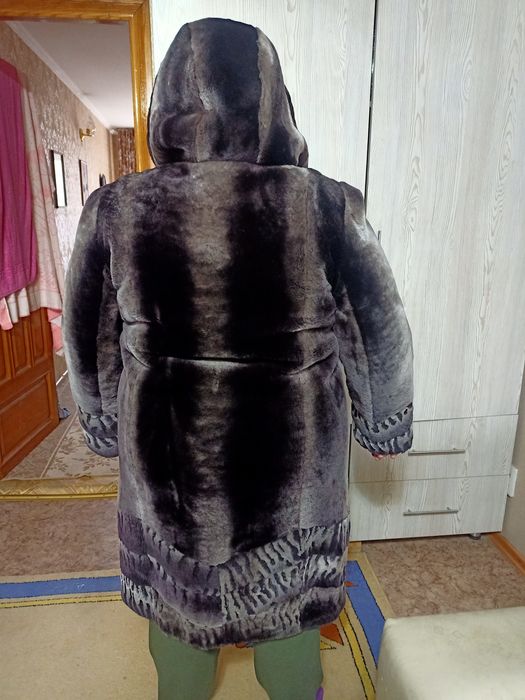 Продам шубу мутон