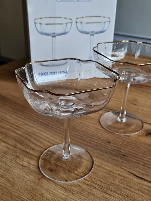 коктейлни чаши - 2 бр.