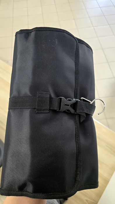 Продавам Dyson Airwrap Multi Styler (модел HS05) в отлично състояние