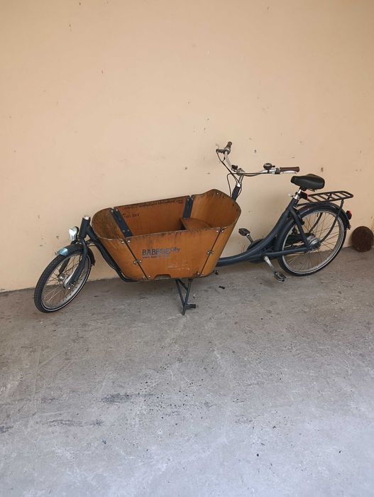 Bicicletă cu coș