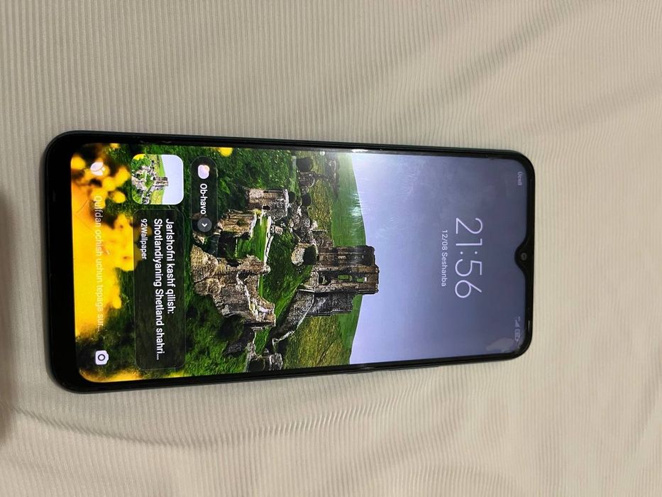 Redmi 9 bor holati yahshi batarekasi 1 kundanam koproqga yetadi