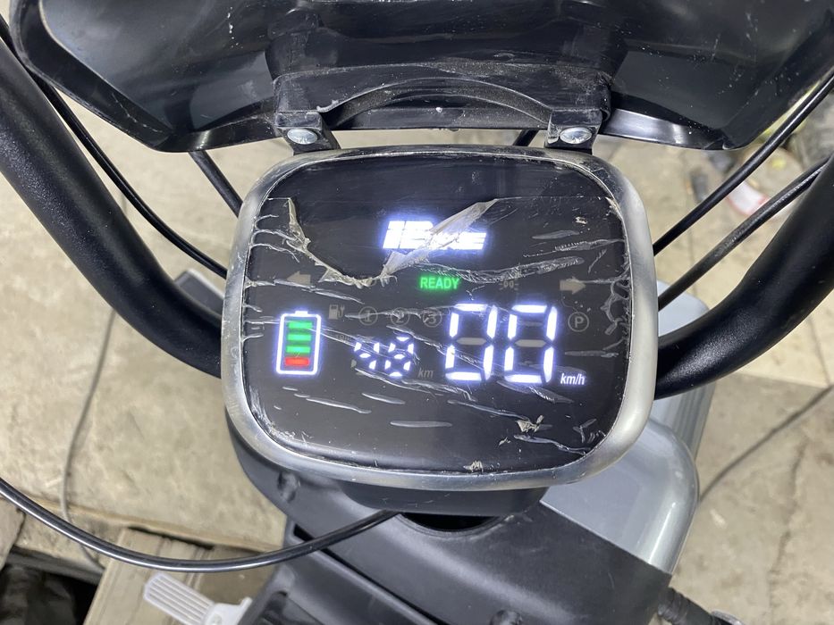 Электроскутер/электровелосипед