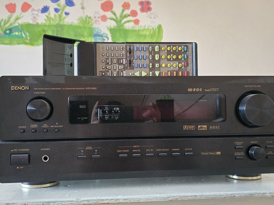 Denon AVR 2800 ресивер