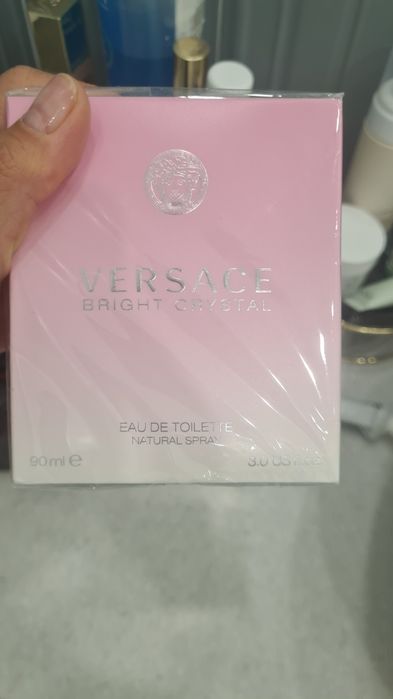 Продам новуб туалетную воду Versace