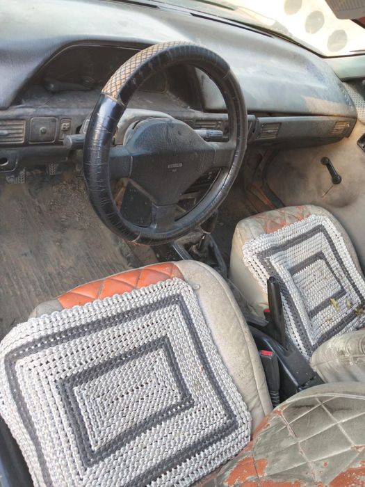 Продам мазду по запчастям