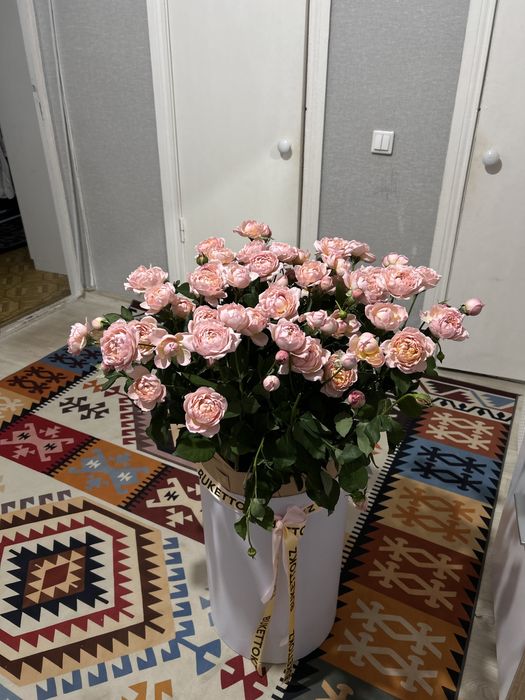 только что подареные цветы