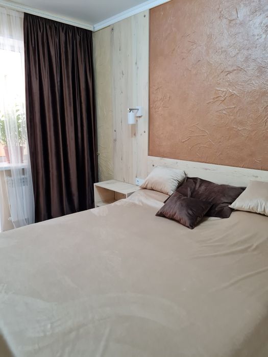 Двухкомнатная в 6 мкр