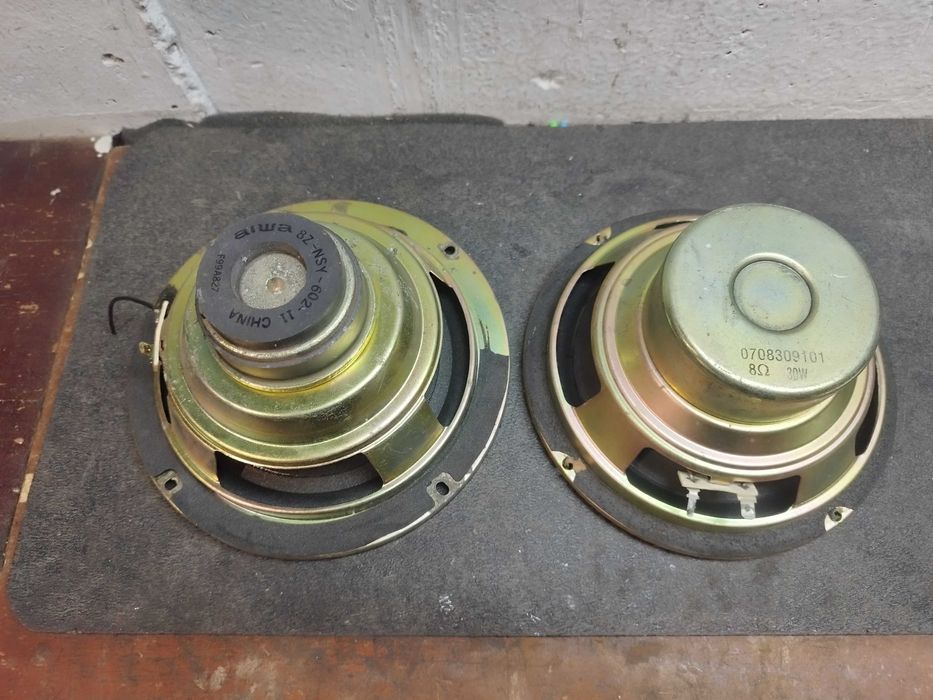 Difuzoare / boxe diferite dimensiuni 6 - 12'' Difuzoare bass etc