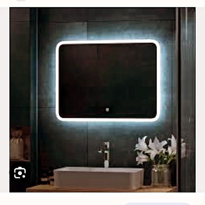 Oyna Сенсорни зеркало