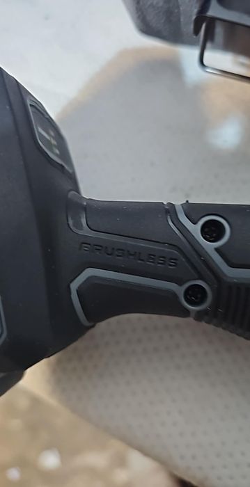 Безчетков ъглошлайф