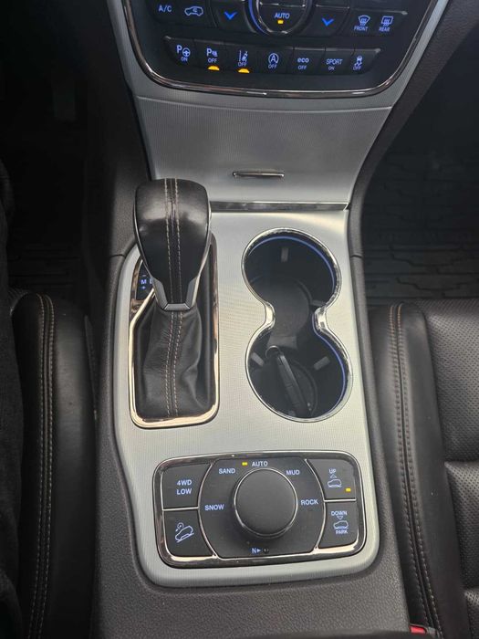 Jeep Grand Cherokee - Summit 110.000km