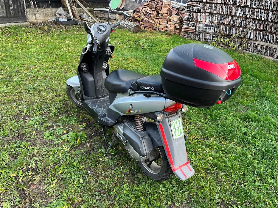 Motocicleta kymco 50 4 timpi