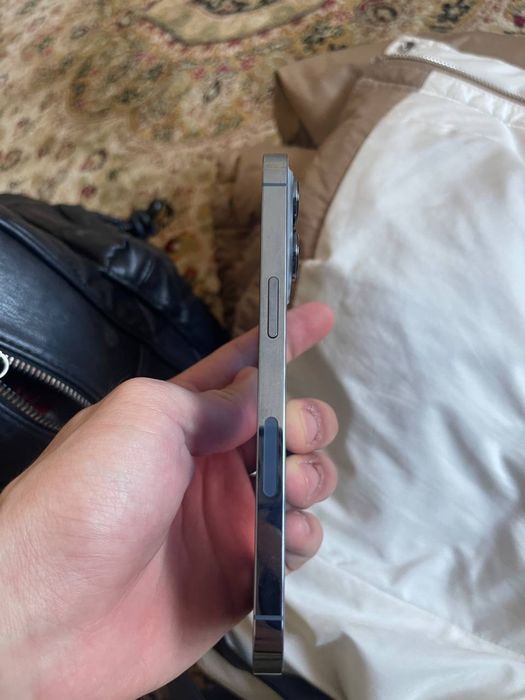 Продаю 13 про 128 гб