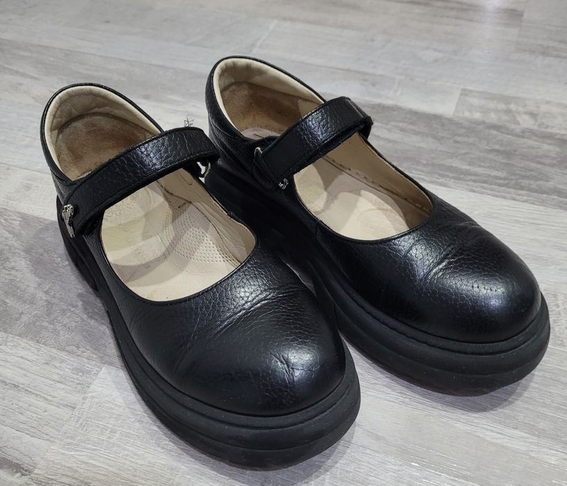 Туфли школьные на девочку