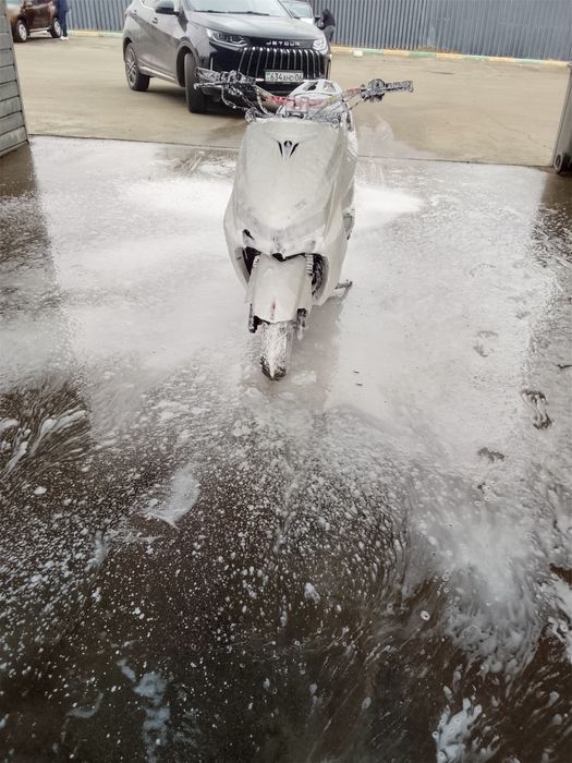 Продам м8 про на учёте