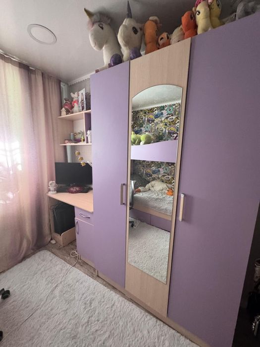 Продам спальный гарнитур