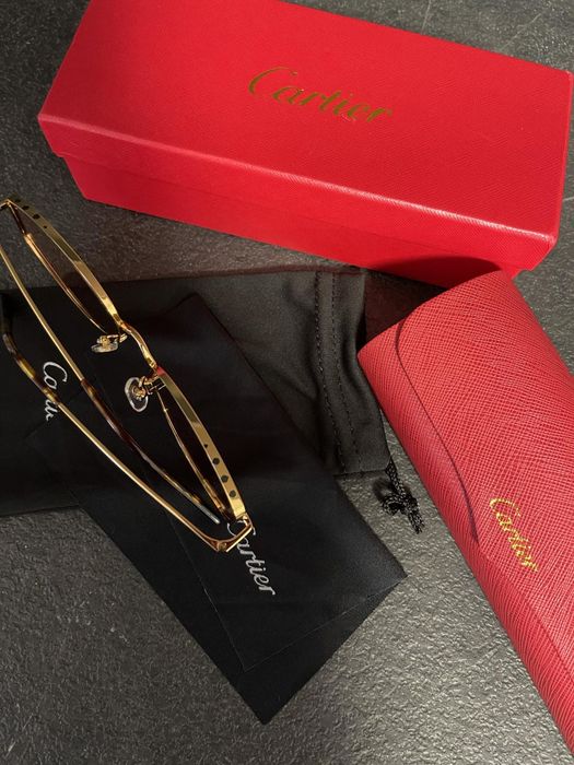 Продавам слънчеви очила Louis Vuitton  LV Cartier, Burberry  Miu Miu