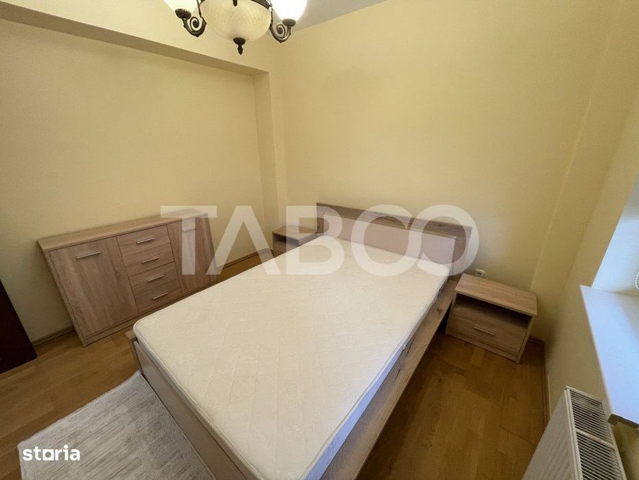 Apartament cu 4 camere si loc de parcare de inchiriat in zona Strand