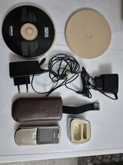 Продаётся  новый NOKIA8800