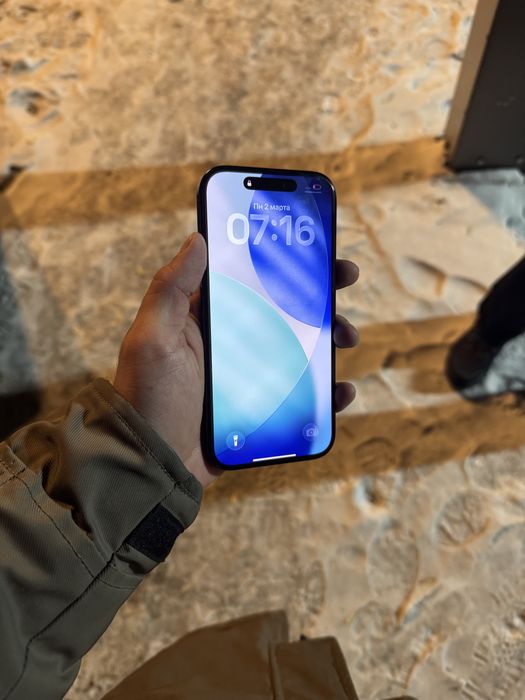 Iphone 16 pro на 128gb