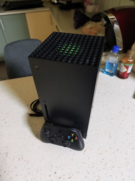 Xbox Series X 1tb + controller