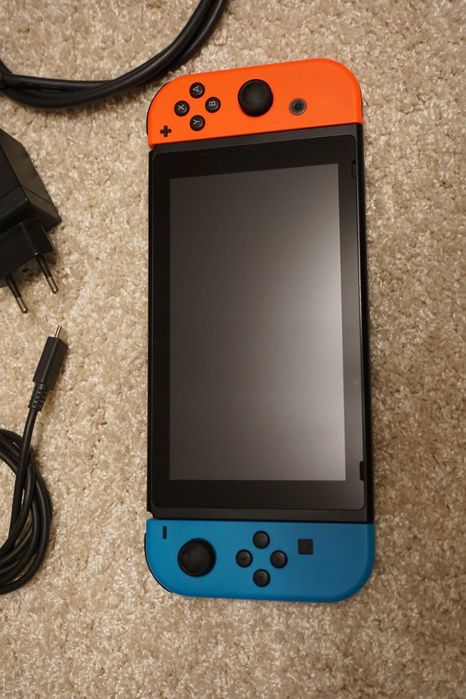Nintendo Switch (v1) – пълен комплект + LAN адаптер + 512 GB SD