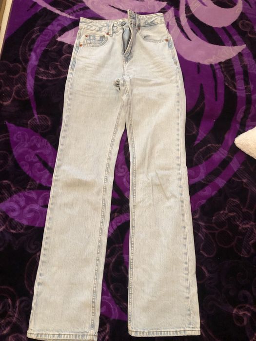 Blugi noii stradivariu