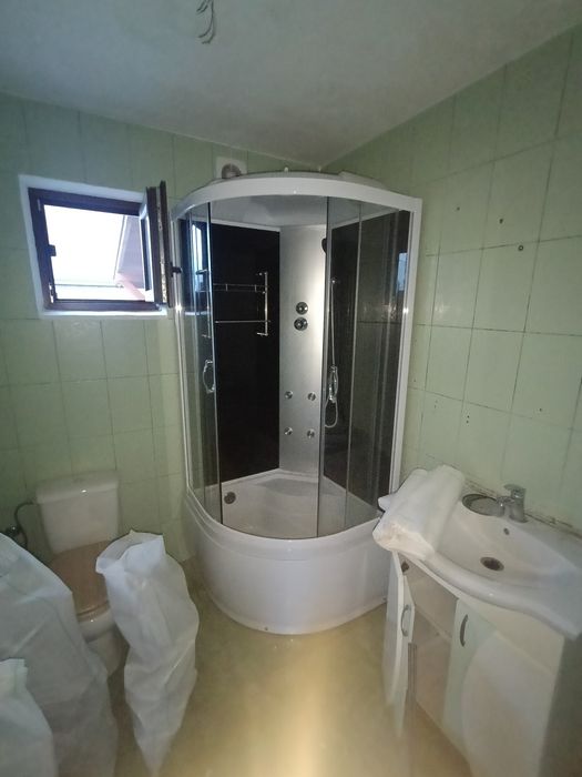 Vând cabina de, duș cu cădiță.