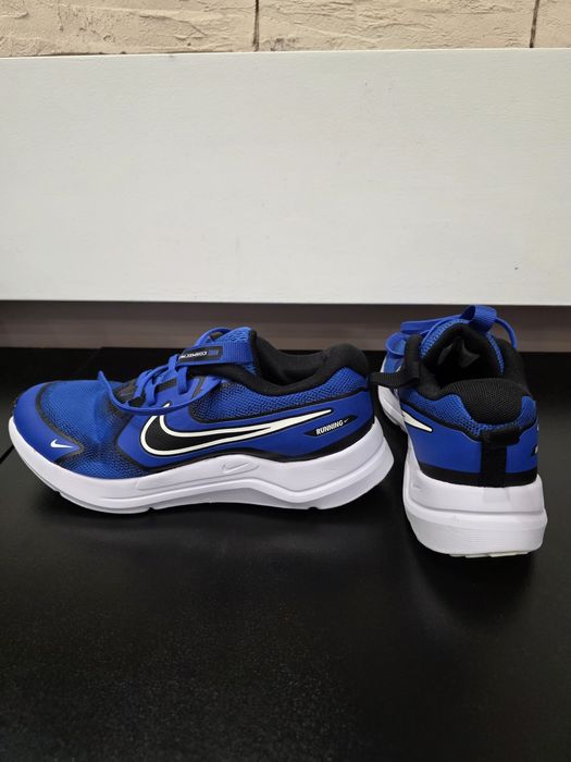 Оригинални маратонки Найк/Nike Cosmicrunner