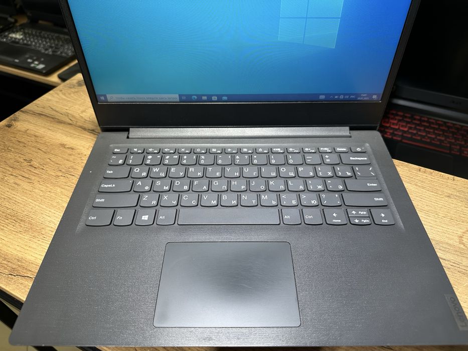 Ноутбук Lenovo V14-IGL/Celeron N4020/4GB/HDD1TB, 9655/A10