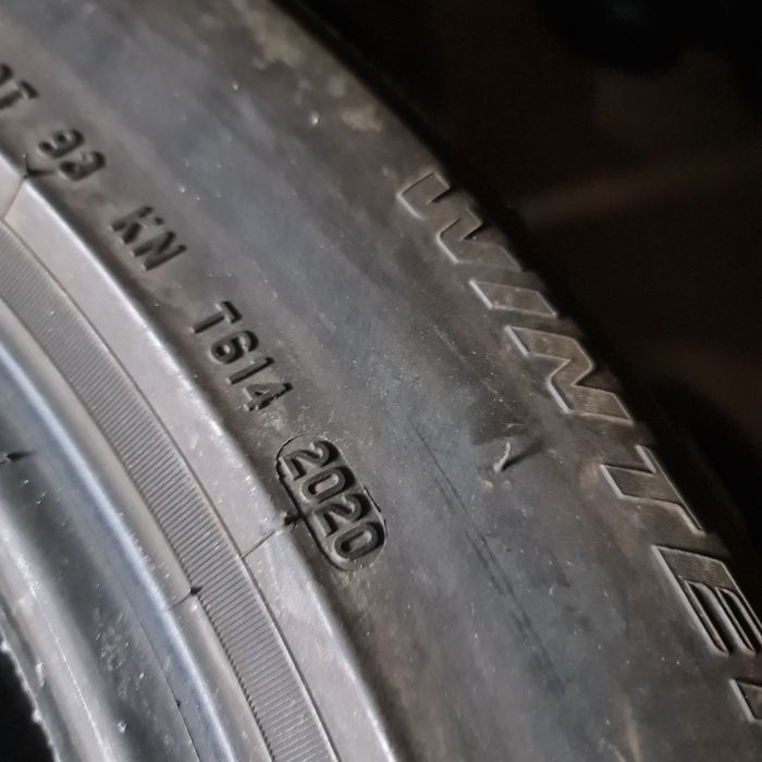 4x 205/60/17 M+S PIRELLI 2020 6MM Stare impecabila