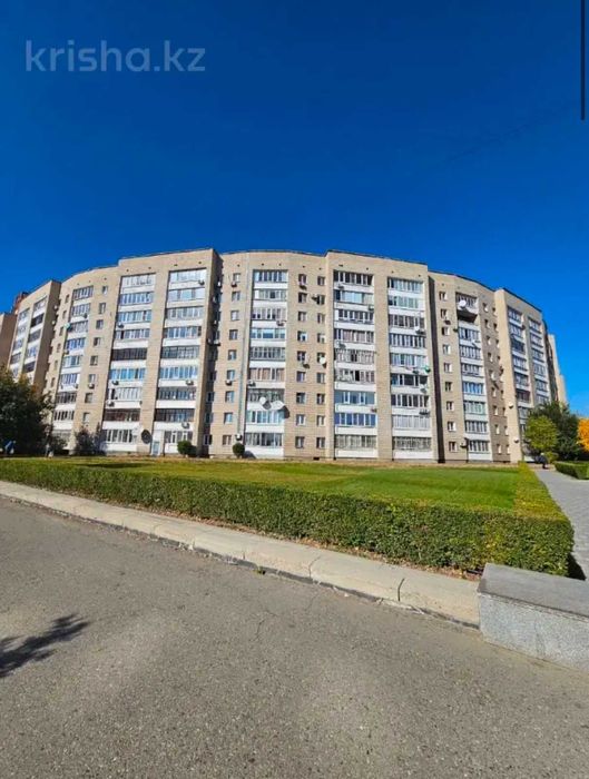 Cдам 1 ком . квартиру на стрелке