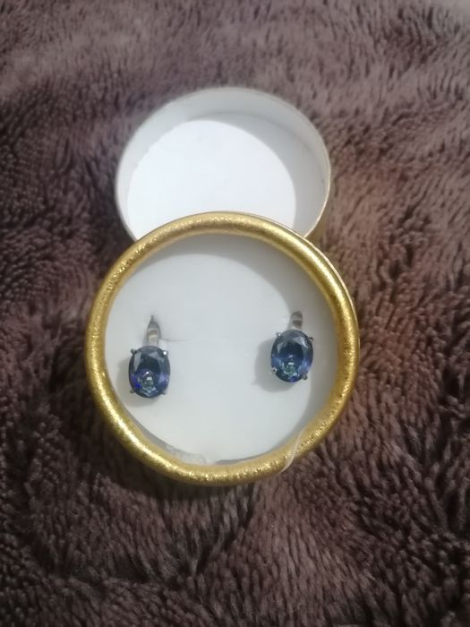 Cercei eleganți din argint cu mistic topaz