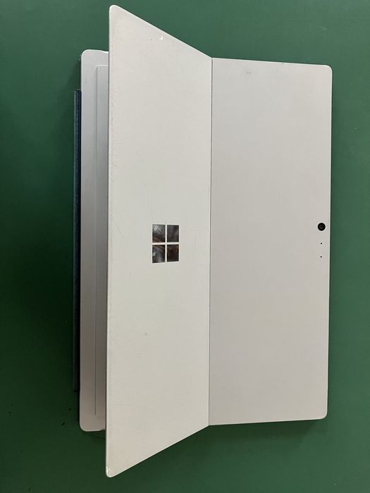 Microsoft Surface Pro 4