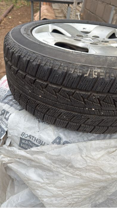 Продам комплект колес