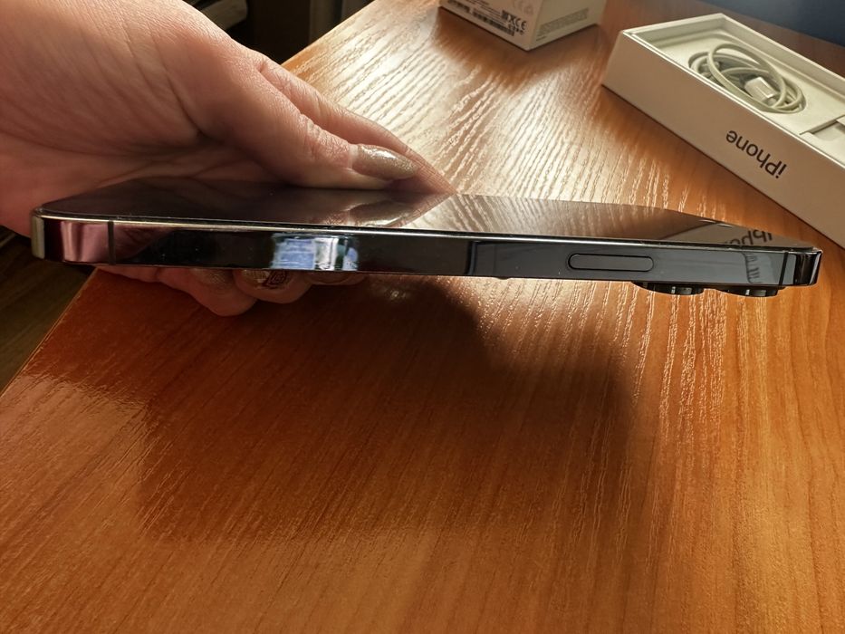 iPhone 14 Pro Max, в отлично състояние, гаранция