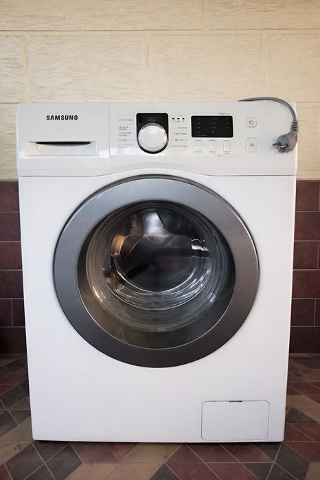 Стиральная машина Samsung WF8590NLW9.