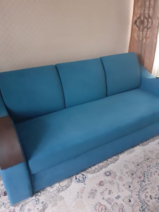Продам малый и большой диваны