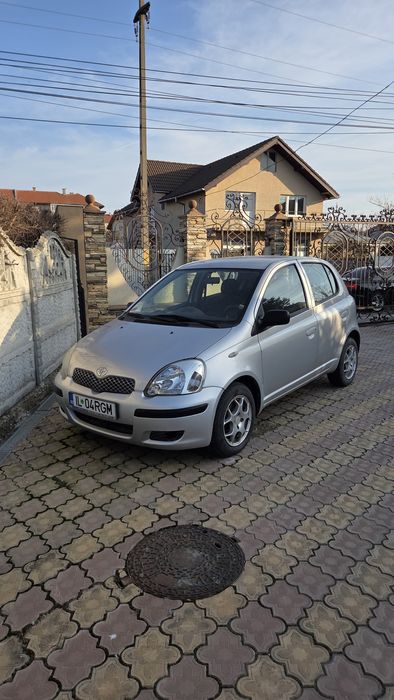 Toyota yaris 2004