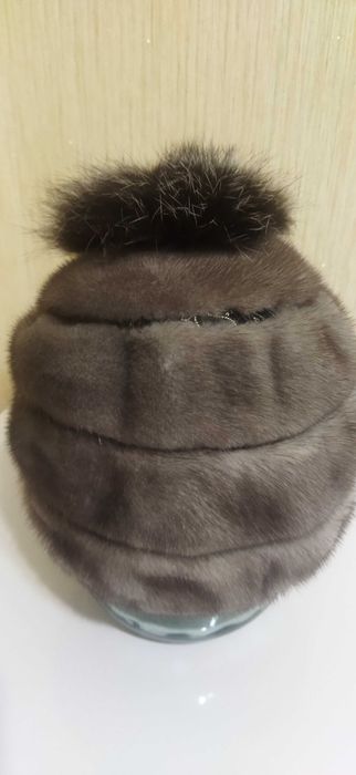 Продам зимнюю шапку