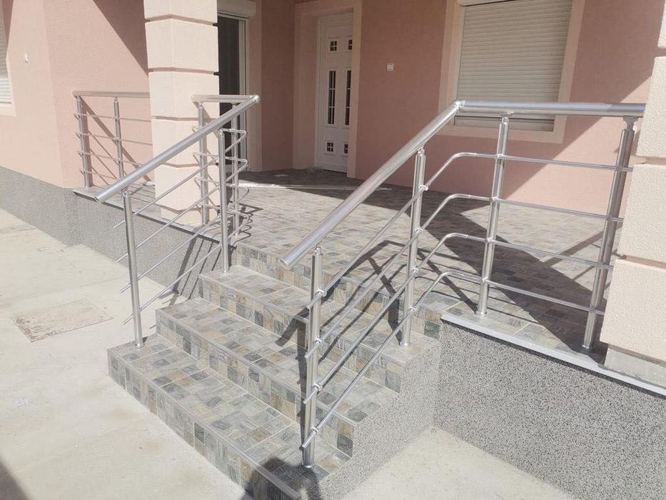 Balustrazi aluminiu