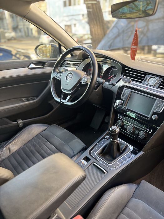 Passat b8 1.6 2015г