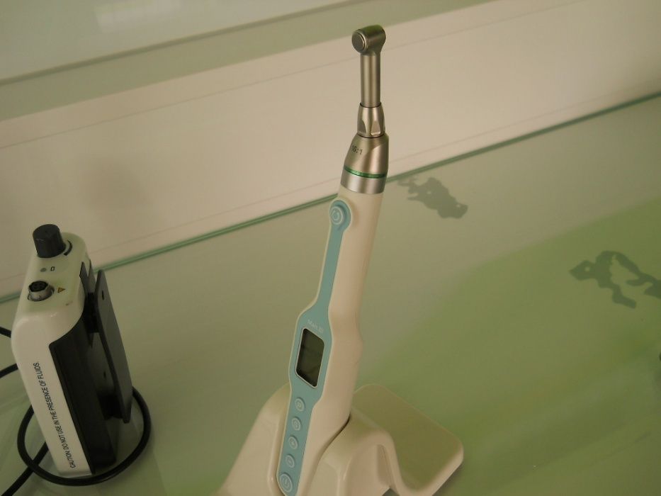 Ендо мотор с апекс локатор и реципрог