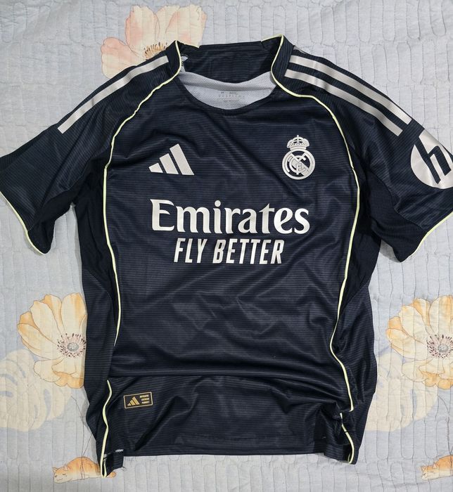 продам игровую футболку Реал Мадрид