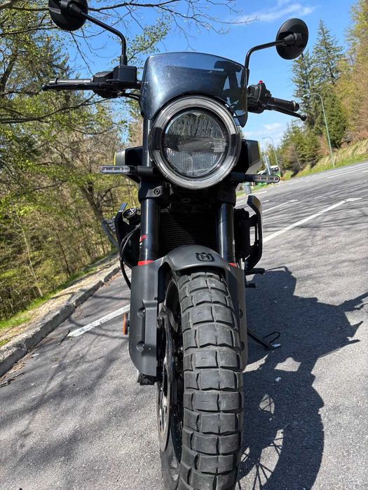 Husqvarna Svartpilen 401 '24